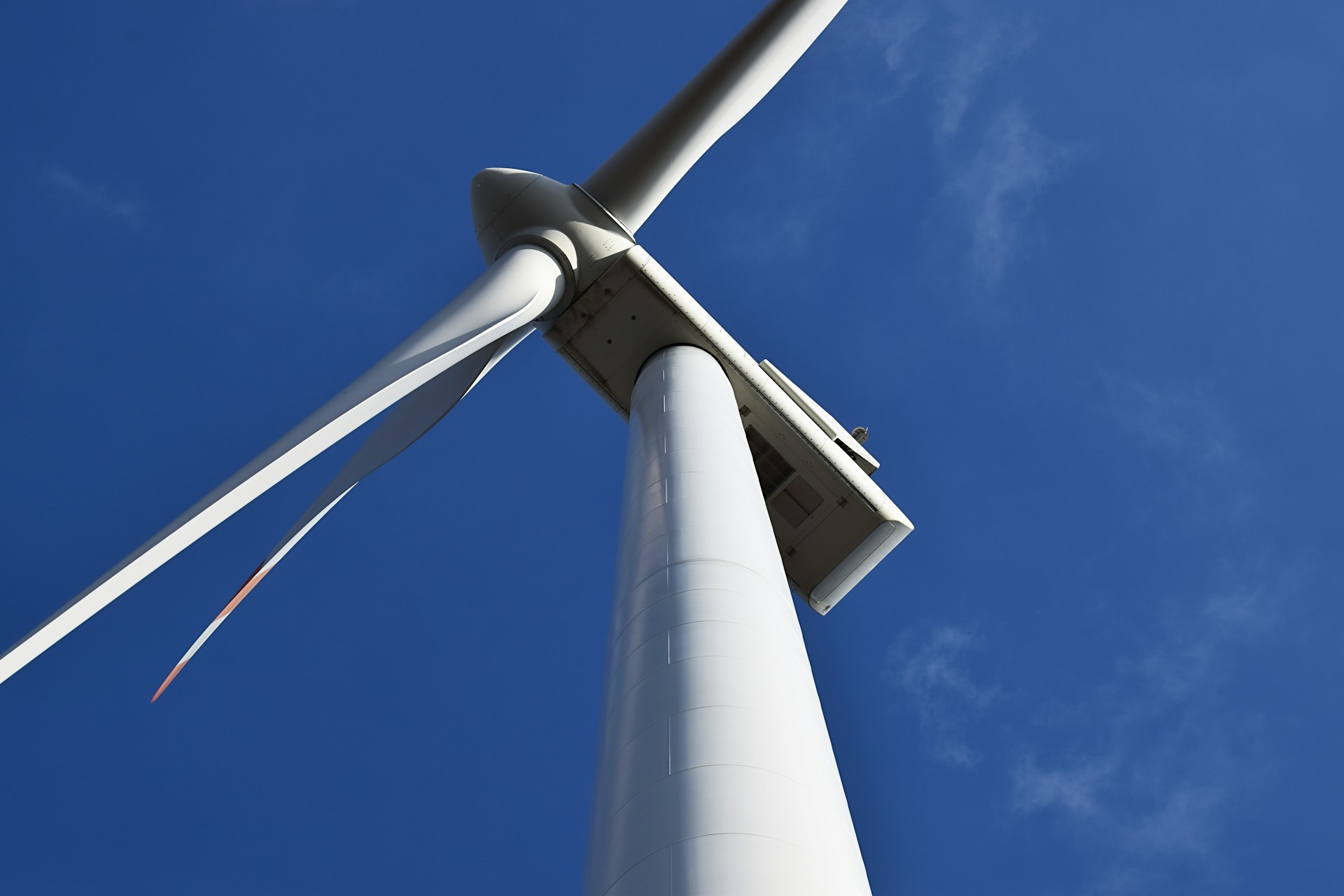 Europe moves to recycle end-of-life wind turbine blades
