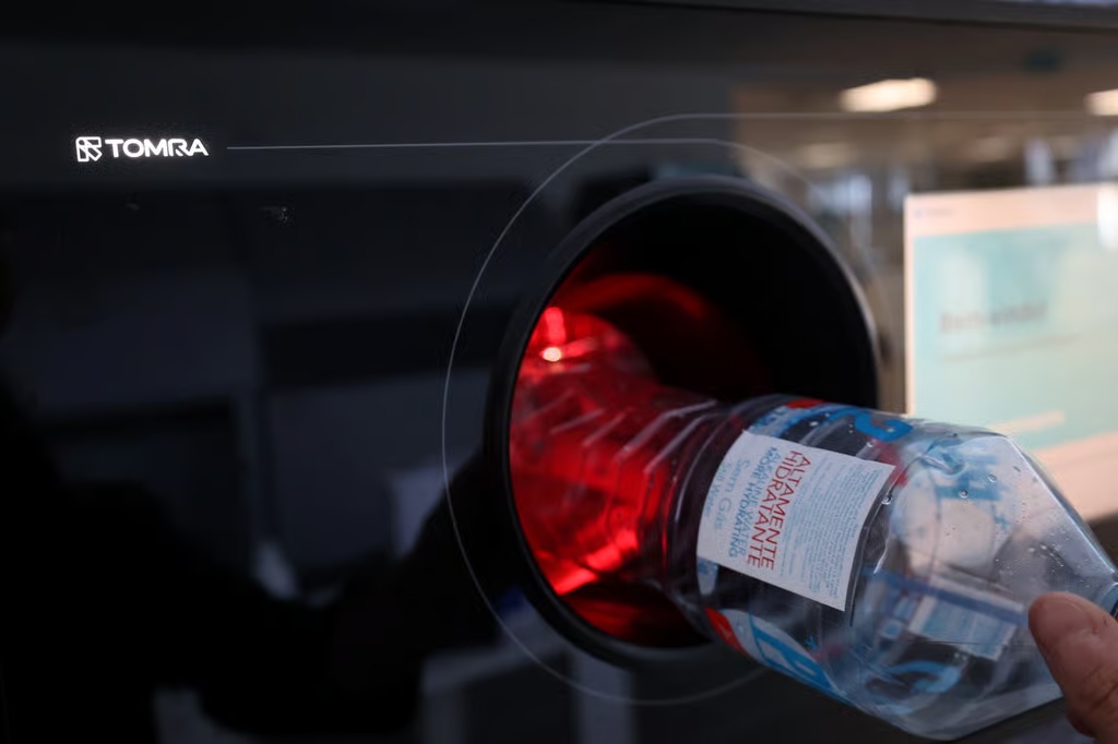 Portugal launches its national deposit return scheme (DRS) for drink container recycling ♻️